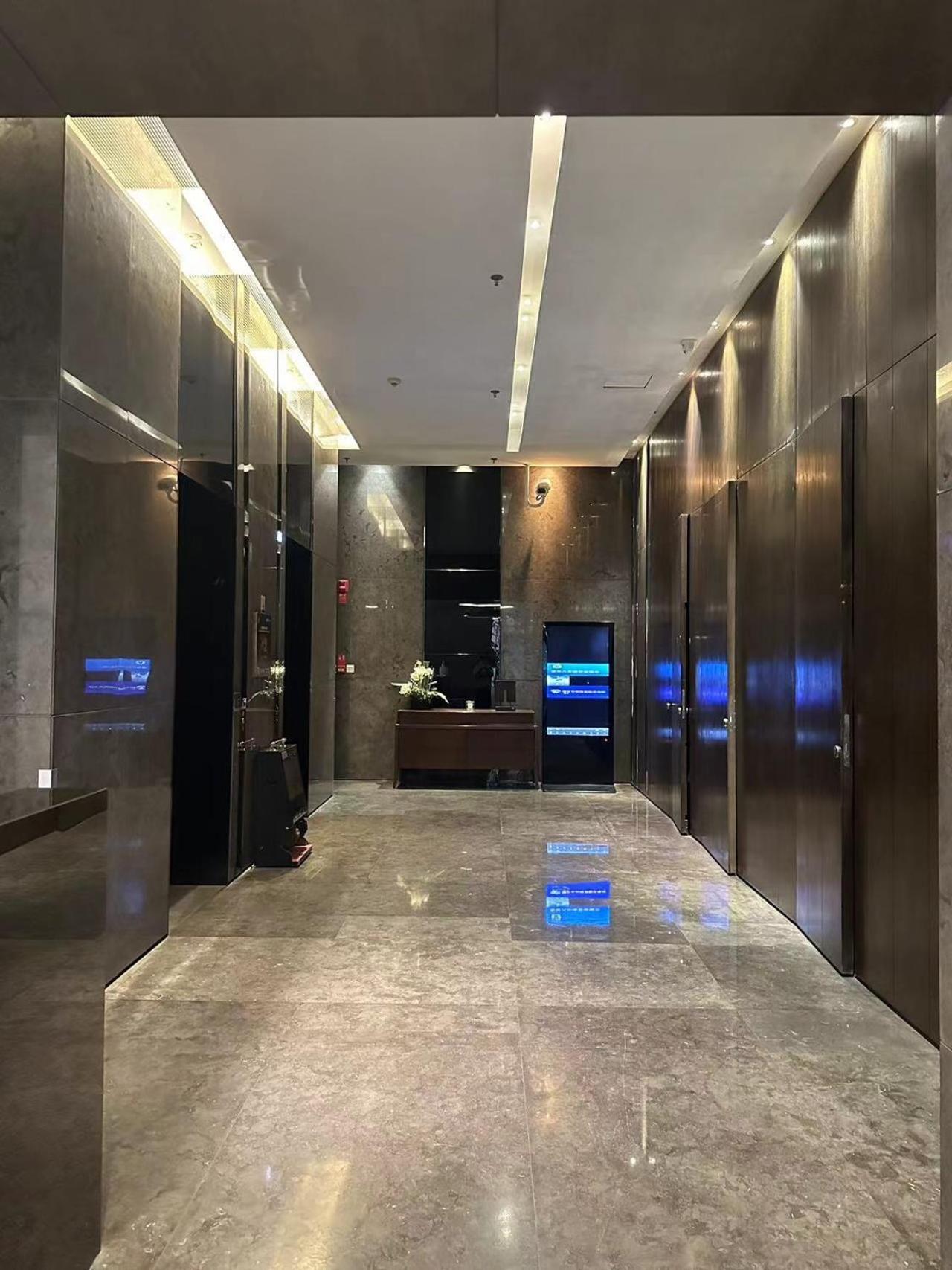 Zhome-deplex Luxury Apartment-near The Bund Shanghai
