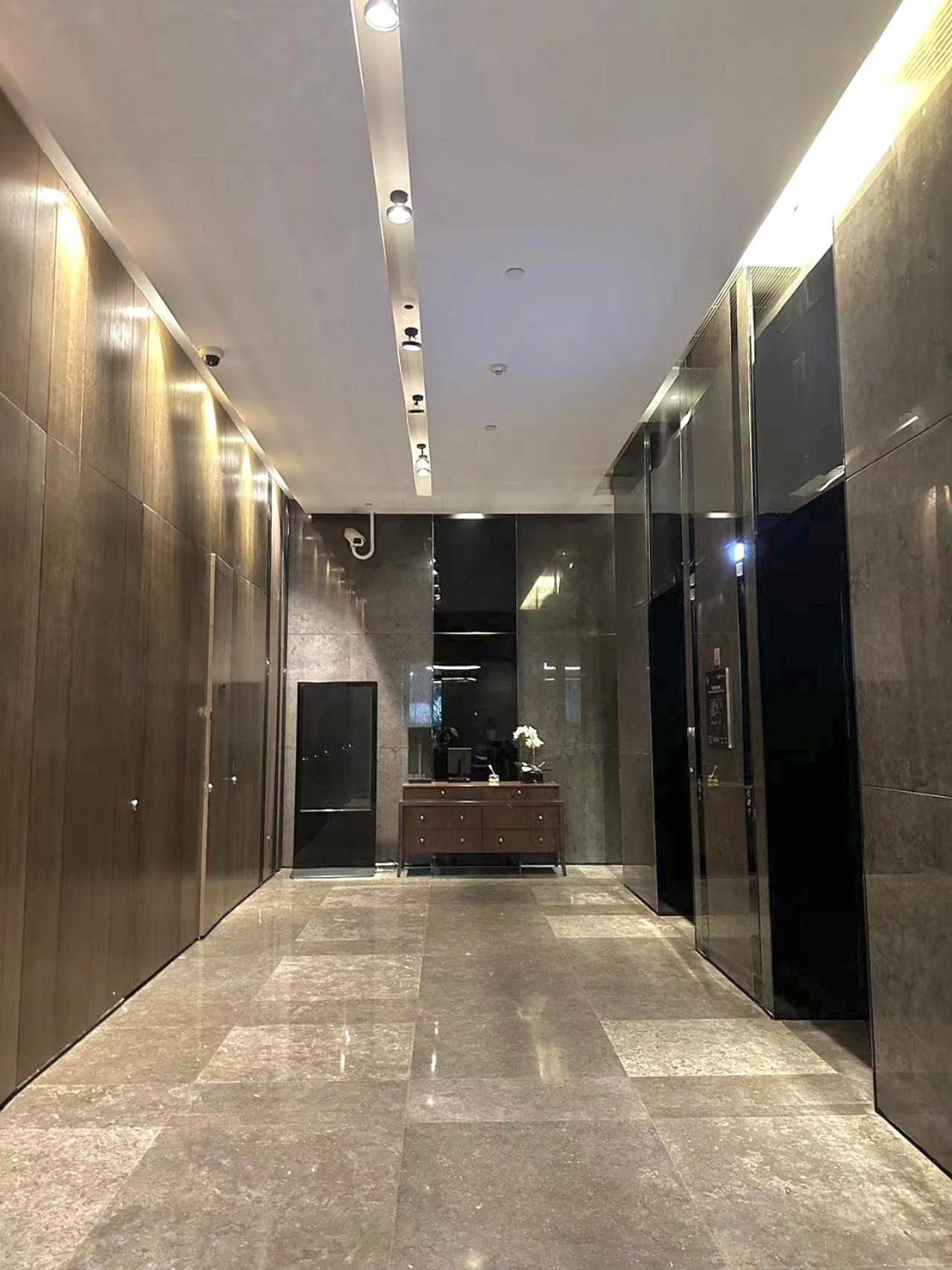 Zhome-deplex Luxury Apartment-near The Bund Shanghai