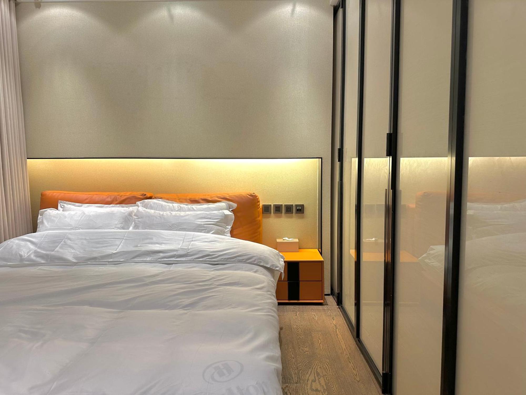 Zhome-deplex Luxury Apartment-near The Bund *