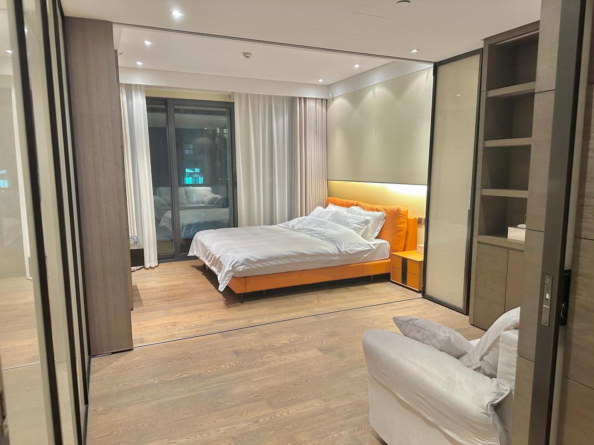 Zhome-deplex Luxury Apartment-near The Bund Apartment