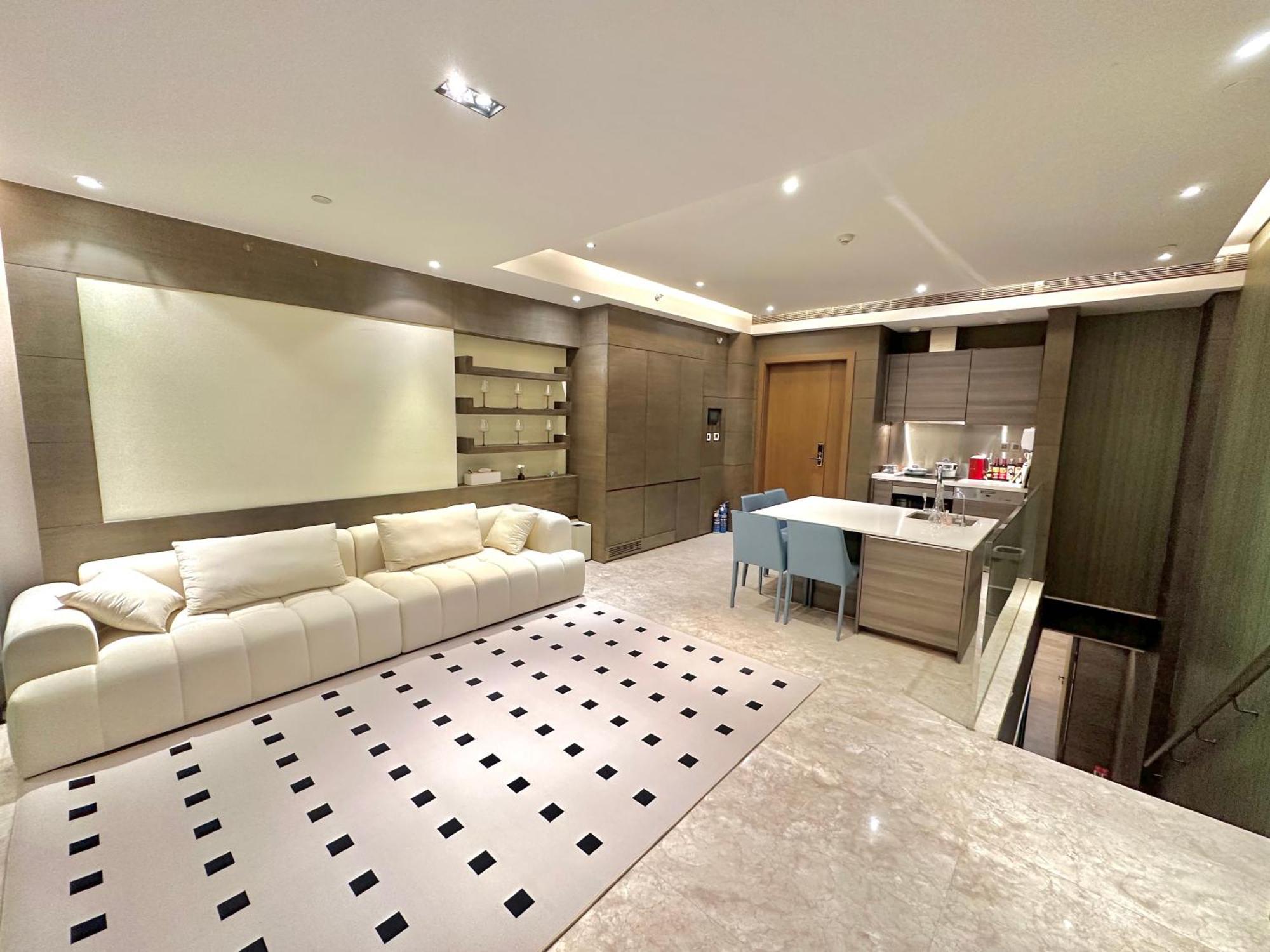 Zhome-deplex Luxury Apartment-near The Bund * Shanghai
