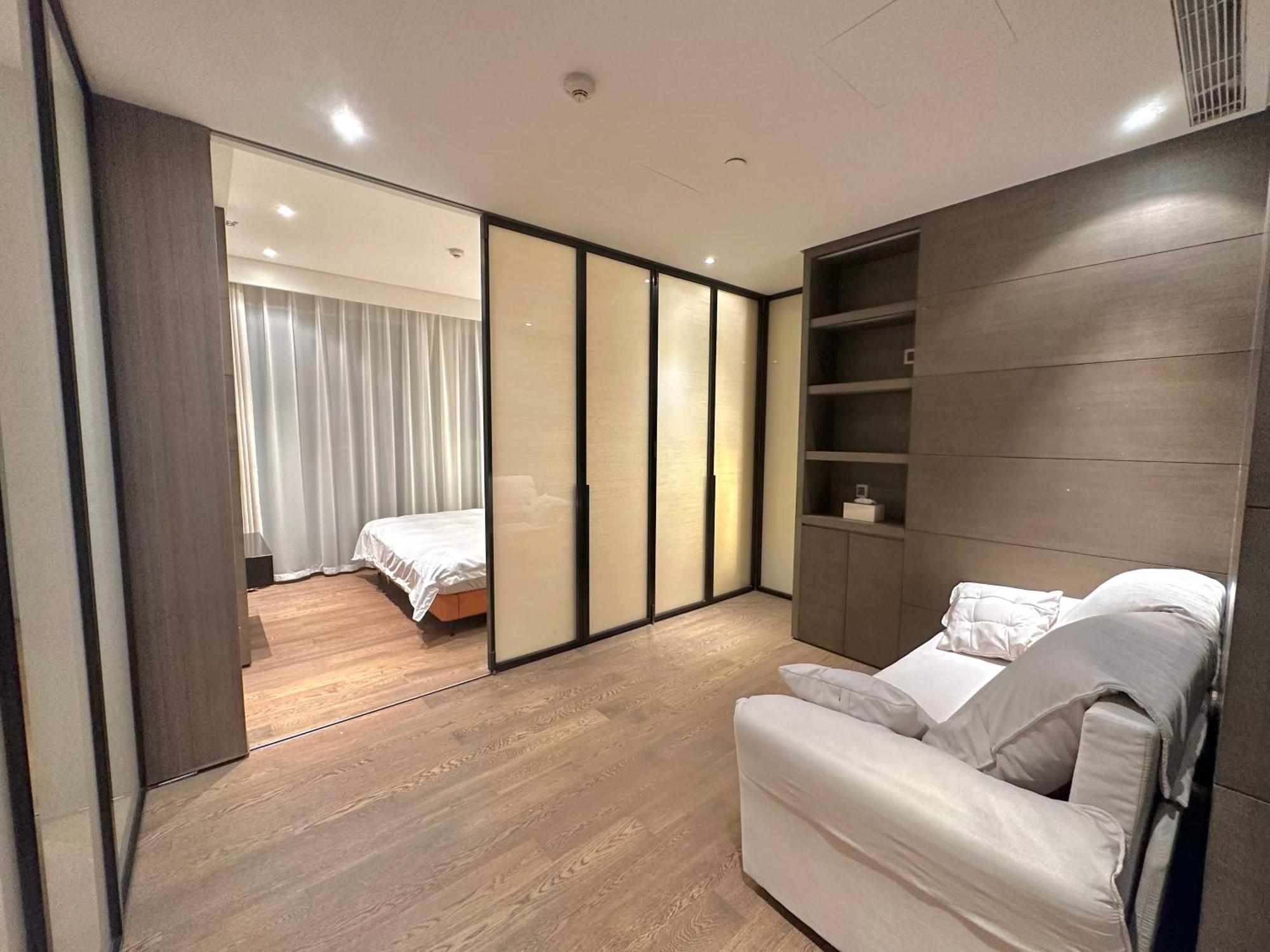 Zhome-deplex Luxury Apartment-near The Bund Shanghai